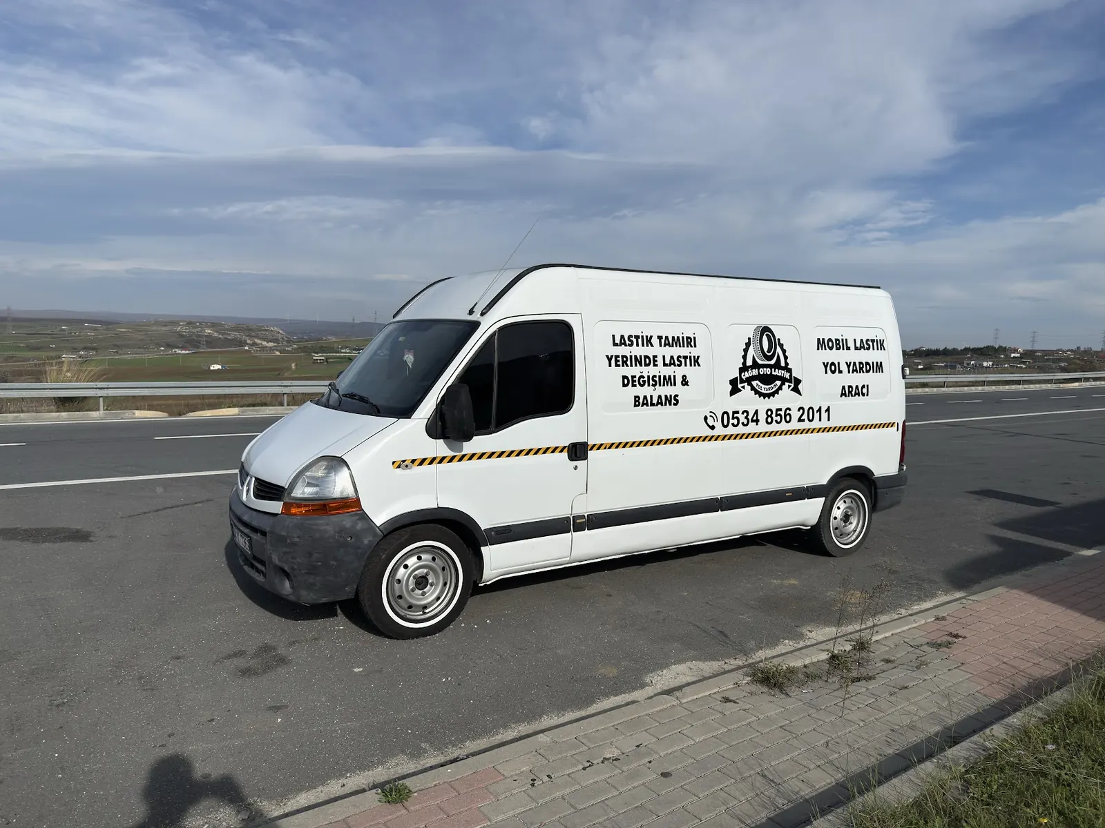 Silivri mobil lastik yol yardım servis aracı